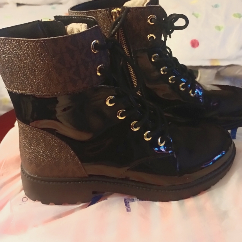 Michael Kors Boots